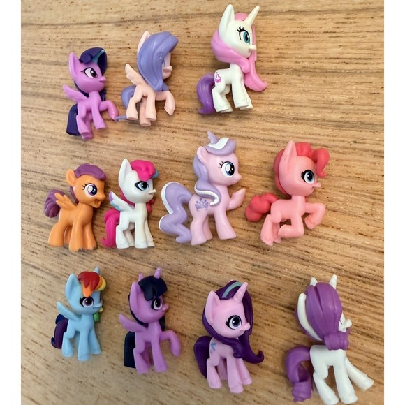 My Little Pony 1.5" Kinder Surprise Egg 2017 Micro Mini Figures Lot Of 11 MLP - Picture 1 of 6